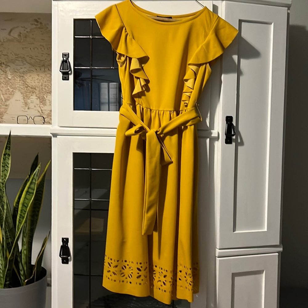 Yellow dress